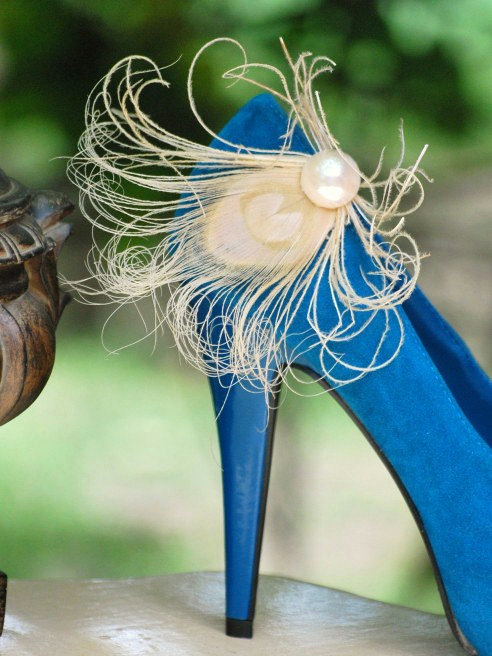 To Shoe clip or not to shoe clip UK wedding blog My Wedding Ideas 